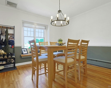 1 Grover Avenue - Photo Thumbnail 12