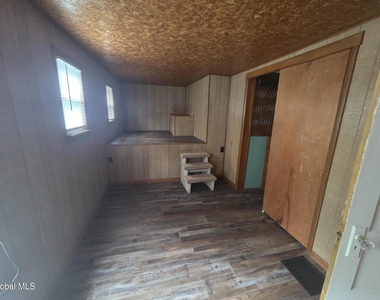 78 Bradt Road - Photo Thumbnail 9