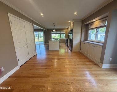 53 Huntleigh Drive - Photo Thumbnail 5