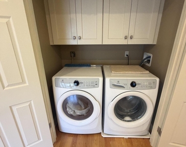 53 Huntleigh Drive - Photo Thumbnail 10