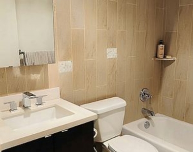 690 Greenwich Street - Photo Thumbnail 4