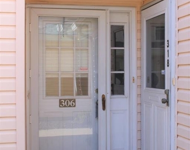306 Plymouth Road - Photo Thumbnail 2