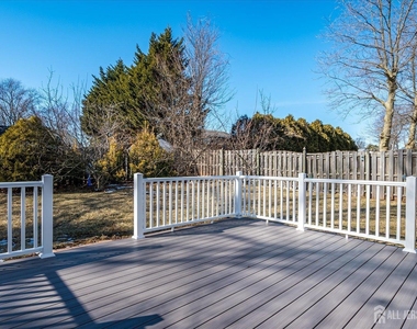 79 Beechwood Avenue - Photo Thumbnail 31
