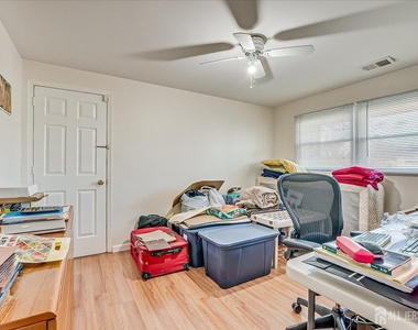 79 Beechwood Avenue - Photo Thumbnail 20