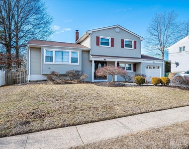 79 Beechwood Avenue - Photo Thumbnail 1