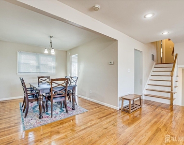 79 Beechwood Avenue - Photo Thumbnail 9