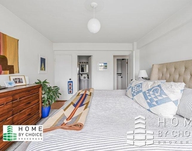 100 Remsen Street - Photo Thumbnail 8
