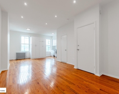 193a 29th Street - Photo Thumbnail 4