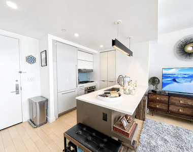 22 N 6th Street - Photo Thumbnail 1