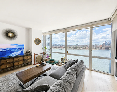 22 N 6th Street - Photo Thumbnail 2