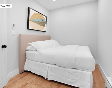 323 E 93rd Street - Photo Thumbnail 9