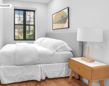 323 E 93rd Street - Photo Thumbnail 7