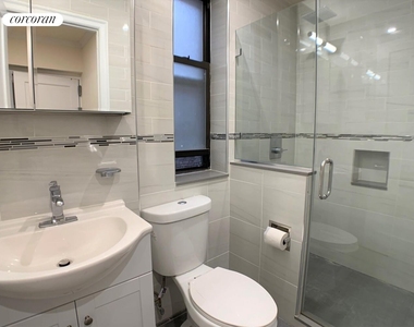 355 W 51st Street - Photo Thumbnail 2