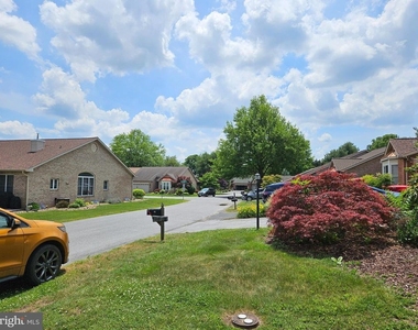 57 Radcliff Lane - Photo Thumbnail 6