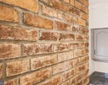 209 N Washington Street - Photo Thumbnail 61