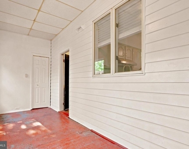209 N Washington Street - Photo Thumbnail 68