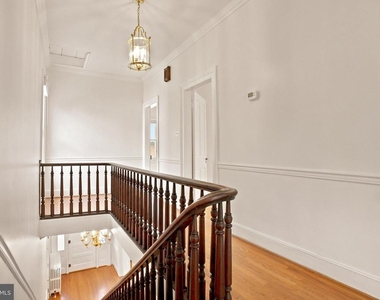 209 N Washington Street - Photo Thumbnail 116