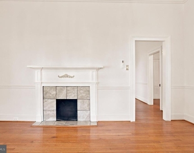 209 N Washington Street - Photo Thumbnail 18