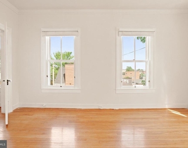 209 N Washington Street - Photo Thumbnail 96
