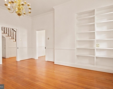 209 N Washington Street - Photo Thumbnail 24