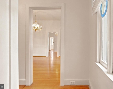 209 N Washington Street - Photo Thumbnail 64