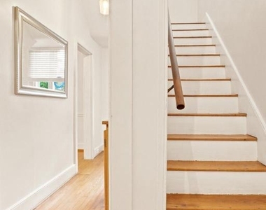 209 N Washington Street - Photo Thumbnail 70