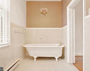 209 N Washington Street - Photo Thumbnail 43