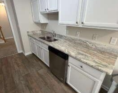 313 3rd Street - Photo Thumbnail 30