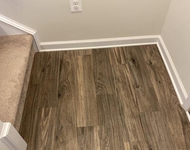 531 View Point Way - Photo Thumbnail 33