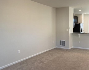531 View Point Way - Photo Thumbnail 27