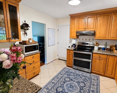42 Greenridge - Photo Thumbnail 4