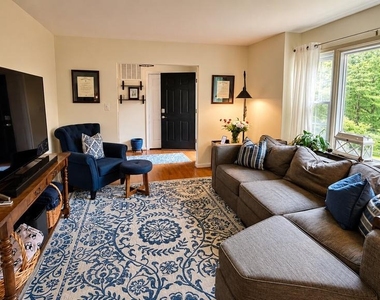 42 Greenridge - Photo Thumbnail 1