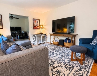 42 Greenridge - Photo Thumbnail 2