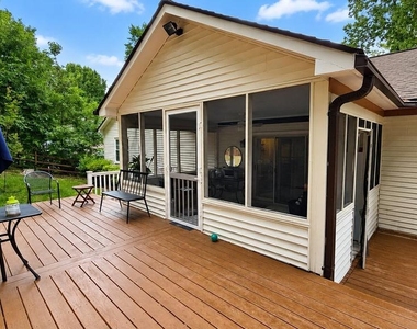 42 Greenridge - Photo Thumbnail 20