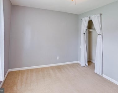 209 Raintree Boulevard - Photo Thumbnail 34