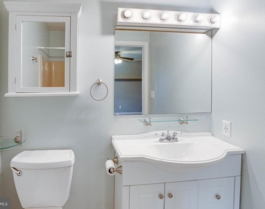 209 Raintree Boulevard - Photo Thumbnail 31