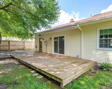 209 Raintree Boulevard - Photo Thumbnail 40