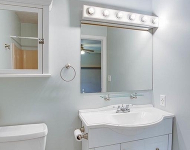 209 Raintree Boulevard - Photo Thumbnail 32