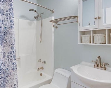 209 Raintree Boulevard - Photo Thumbnail 26