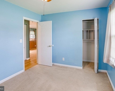 209 Raintree Boulevard - Photo Thumbnail 23