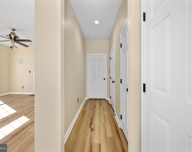 9320 Birch Cliff Drive - Photo Thumbnail 11