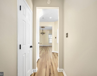 9320 Birch Cliff Drive - Photo Thumbnail 14