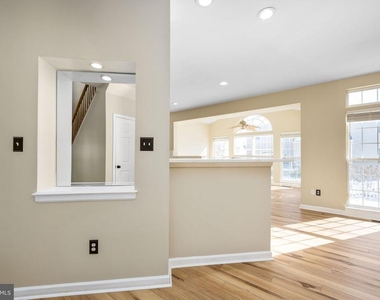 9320 Birch Cliff Drive - Photo Thumbnail 15