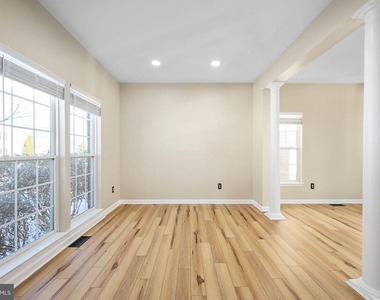 9320 Birch Cliff Drive - Photo Thumbnail 3