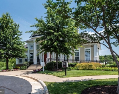 9320 Birch Cliff Drive - Photo Thumbnail 64