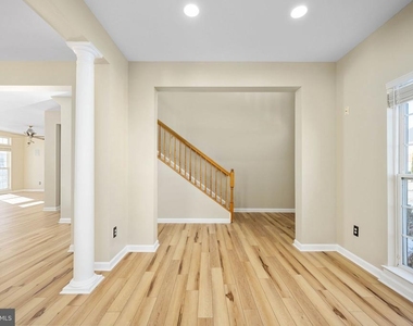 9320 Birch Cliff Drive - Photo Thumbnail 6