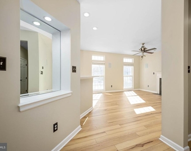 9320 Birch Cliff Drive - Photo Thumbnail 10