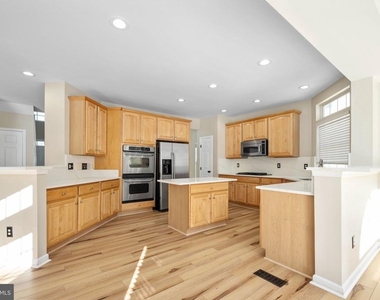 9320 Birch Cliff Drive - Photo Thumbnail 22