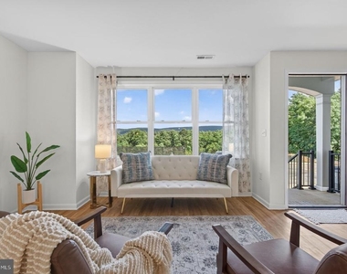972 Orchard Ridge Place - Photo Thumbnail 13