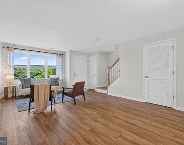 972 Orchard Ridge Place - Photo Thumbnail 4